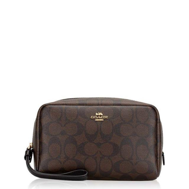 Boxy cosmetic best sale case coach