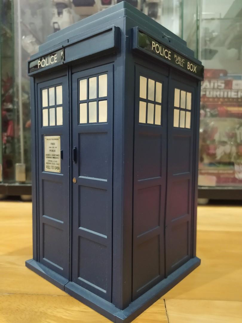 Dr Who Tardis Police Booth Card Holder With Trading Card Games Toys Games Action Figures Collectibles On Carousell I created compartments for the cards to go. carousell