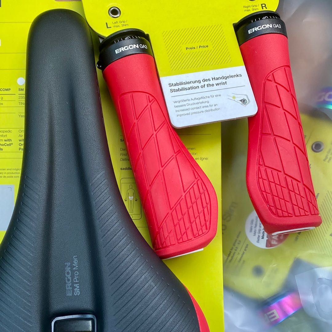 Ergon GA3 Handlebar Grip L Size Risky Red (suitable for Brompton. Not