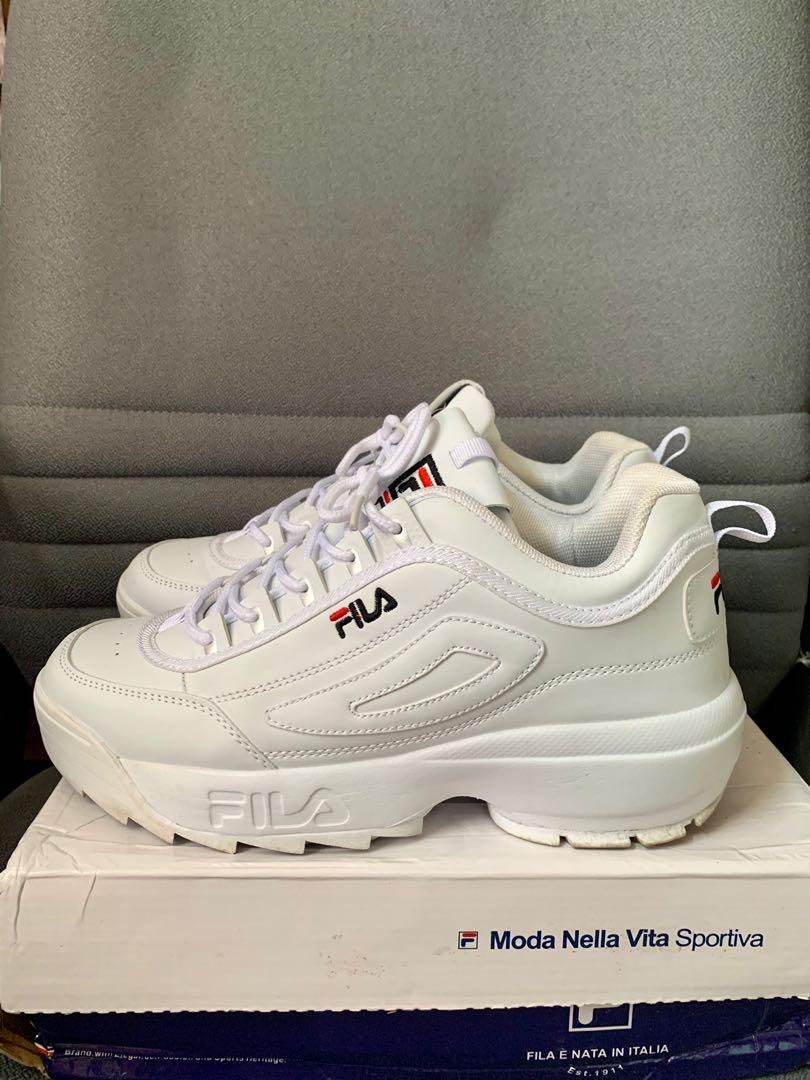 Fila disruptor, Women's Fashion, Shoes 