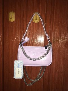 (Category: ) located in . Submitted by vanitymanila (Listing ID 1038237766, Image 1). Description: .