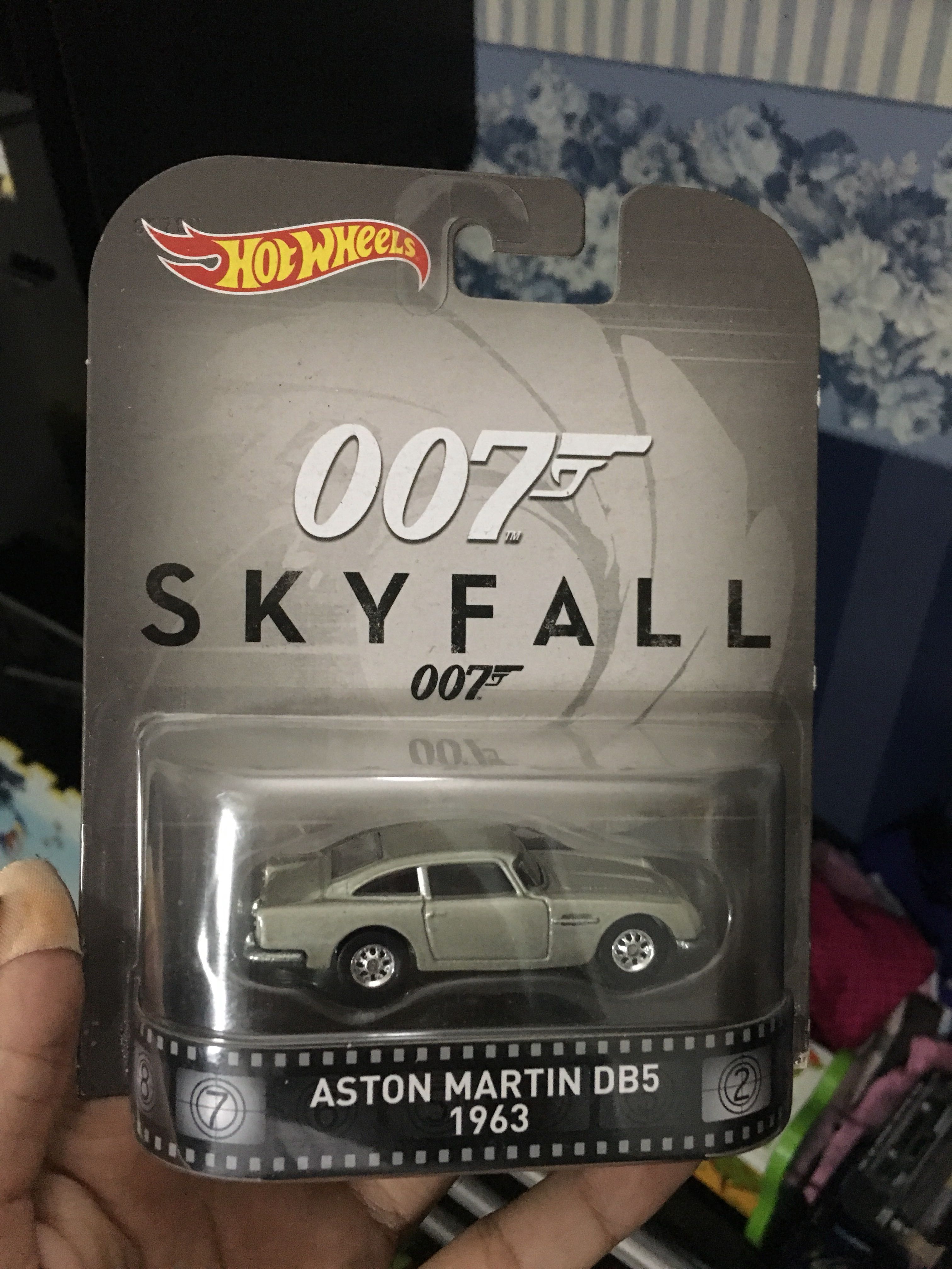 hot wheels skyfall