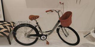 Lady's Bike (new, never used)