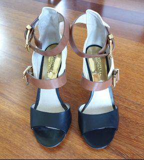 Michael Kors 6.5US