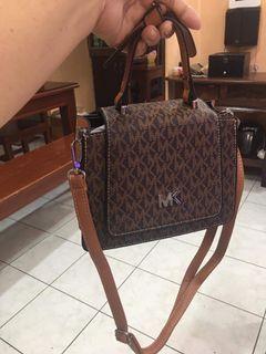 Mk sling bag