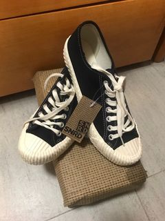 （分類：）位於 。 由 your2ndwardrobe_ 提交（商品編號 1038221433，圖片 1）。簡介： 。