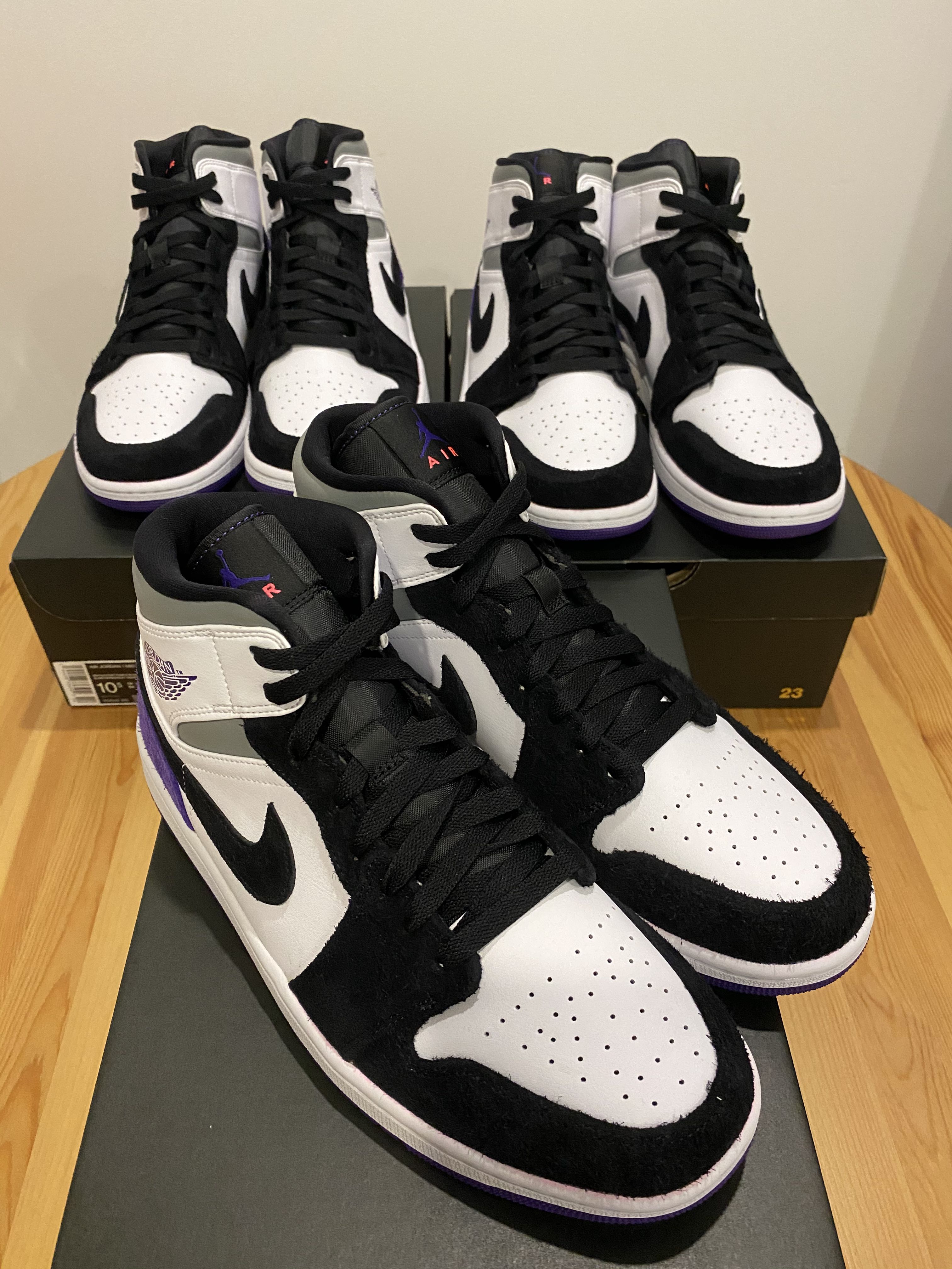 Nike Air Jordan 1 Mid SE Varsity Purple, Men's Fashion, Footwear, Sneakers  on Carousell
