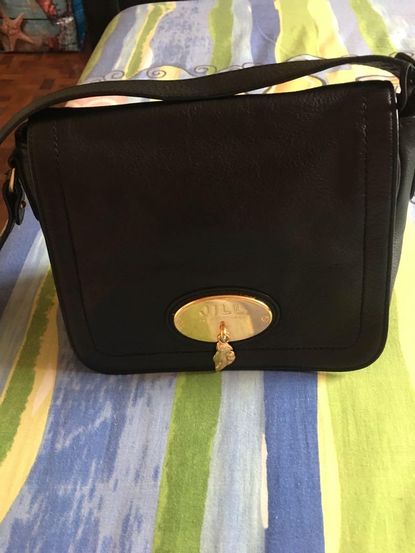 Original Jill Stuart Bag (Category: Luxury Bags & Wallets) located in Cainta. Submitted by bestchoice25 (Listing ID 1038067458, Image 2). Description: Original Jill Stuart Sling Bag Leather Color Black Very good condition 9(L) x 7-1/2(H)x3(W) .