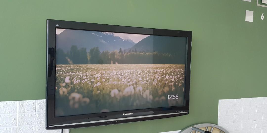 Panasonic 42 inch Plasma TV FHD, TV & Home Appliances, TV