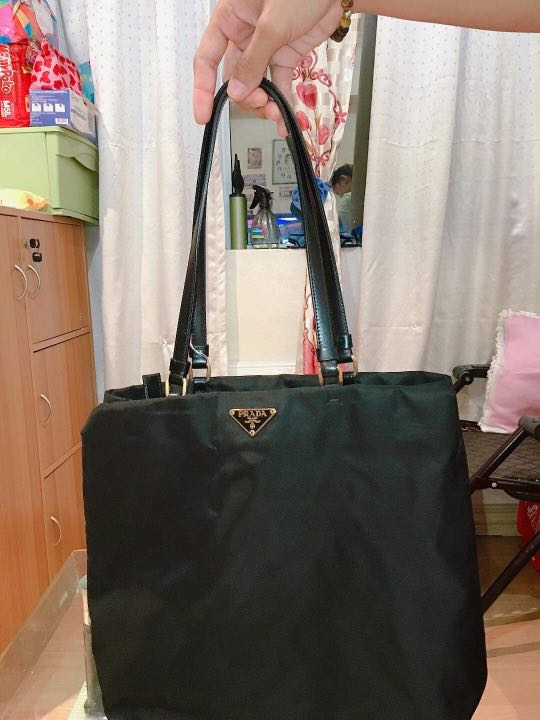 prada logo plaque tote