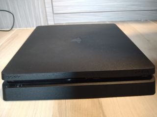 （分類：）位於 。 由 allenbmkc 提交（商品編號 1038189410，圖片 1）。簡介： 。