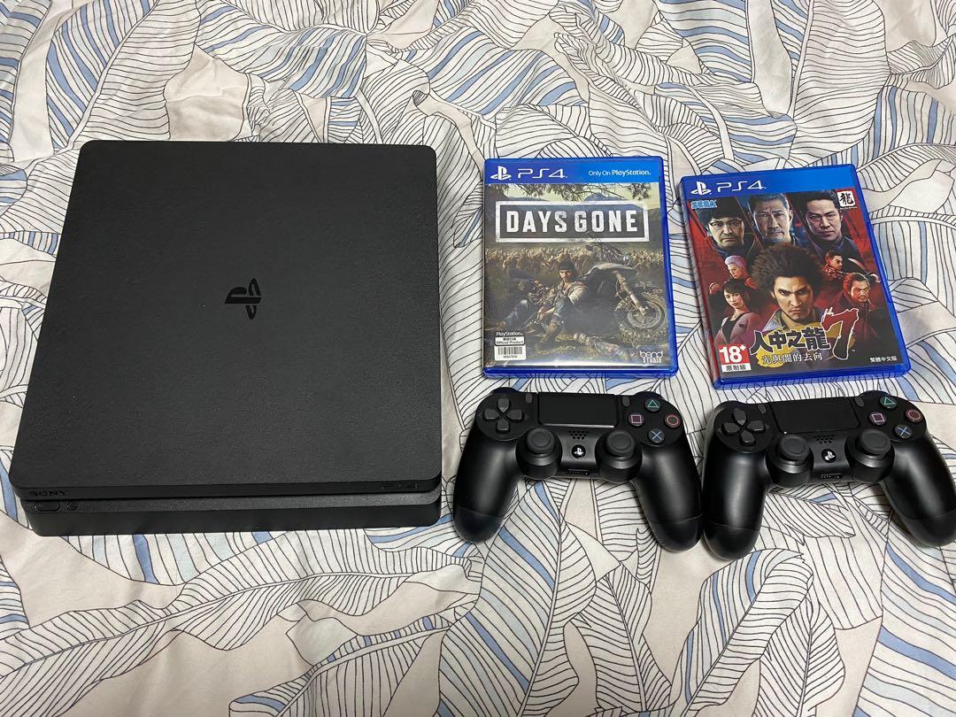 ps4 slim 500gb 2 controllers