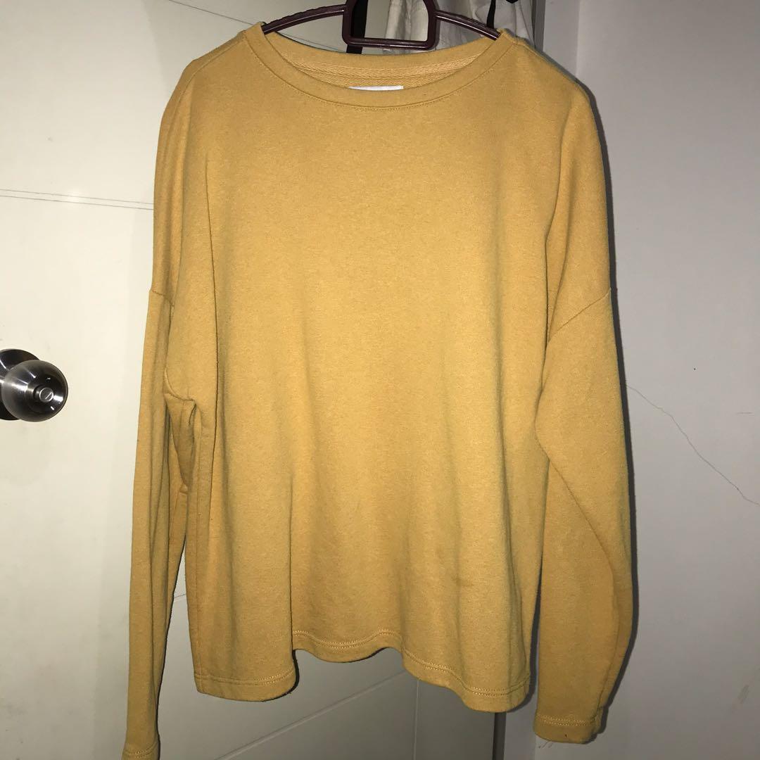 pull & bear sweatshirt