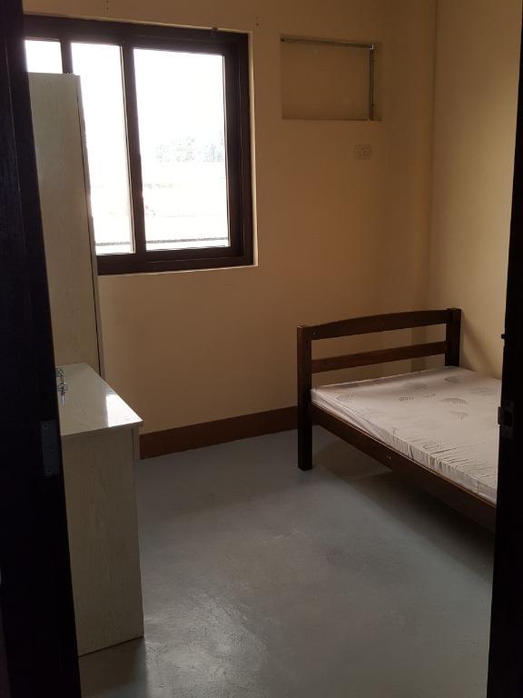 Room for Rent (Ladies Only) (Category: Room Rentals) located in San Juan City. Submitted by wilomarket (Listing ID 1038144360, Image 1). Description: Room for Rent (Ladies Only) P4,200 - Own room with Shared CR P4,500 - Own room with Shared CR (Bigger & Facing Main Street) P12,000 - Room good for groups of 4+ with own CR 5 minutes walk to Aurora Boulevard. (LRT Line-2 J. Ruiz Station) where transportation is easily accessible. Convenient location