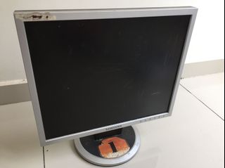 (Category: ) located in . Submitted by y4utja (Listing ID 1038118069, Image 1). Description: .