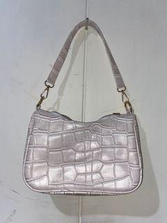 Shoulder Bag Putih