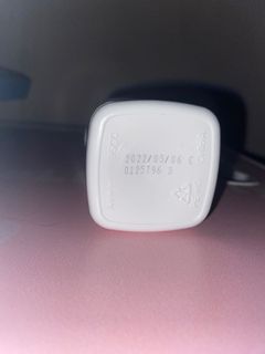 （分類：）位於 。 由 abigailunnlam 提交（商品編號 1038170375，圖片 1）。簡介： 。