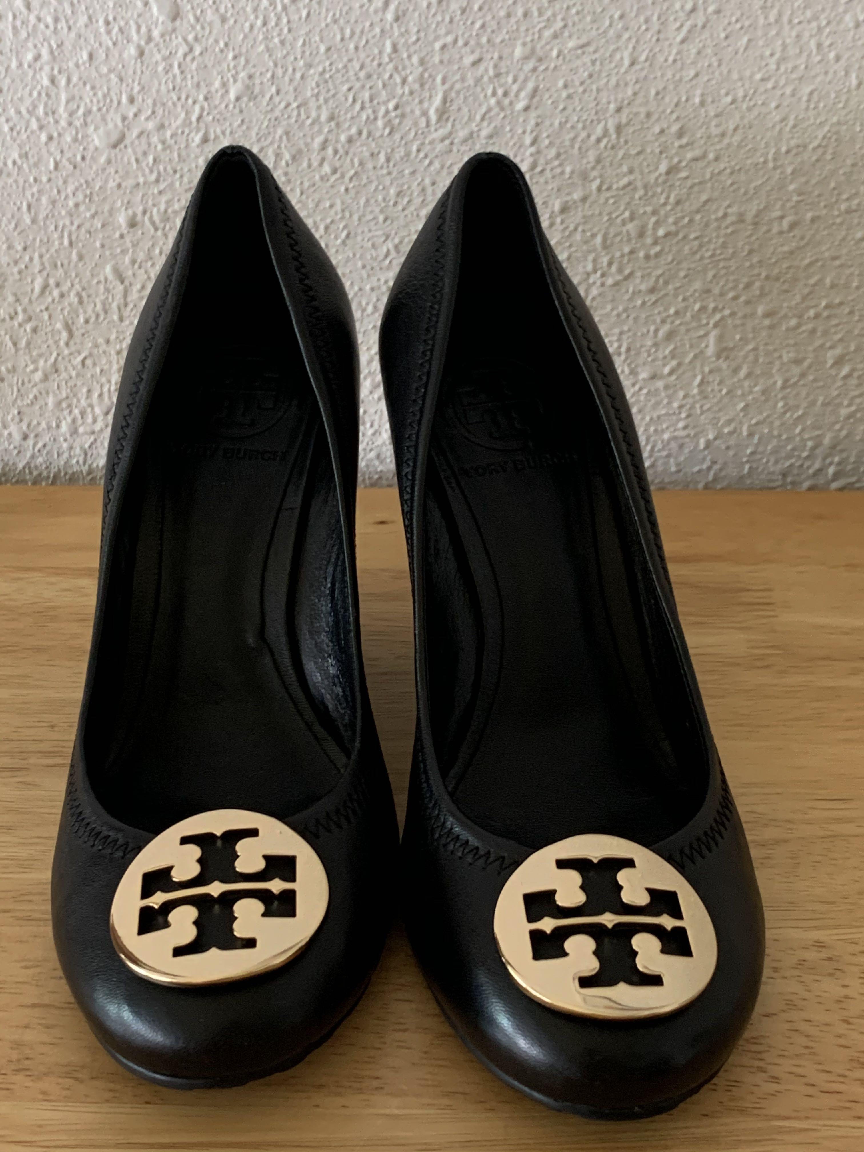 tory burch shoes price