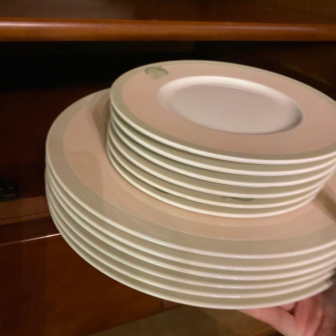 Villeroy & Boch Garden Collection plate set (Category: Other Kitchenware & Tableware) located in Quezon City. Submitted by kb0030 (Listing ID 1038148672, Image 2). Description: Service of 6 pax 6 dinner plates 6 breakfast plates .