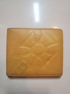 （分類：）位於 。 由 beebeesiupo 提交（商品編號 1038215793，圖片 1）。簡介： 。