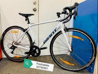 giant defy 3 bike