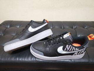 (Category: ) located in . Submitted by sneakerjuan (Listing ID 1038377182, Image 1). Description: .