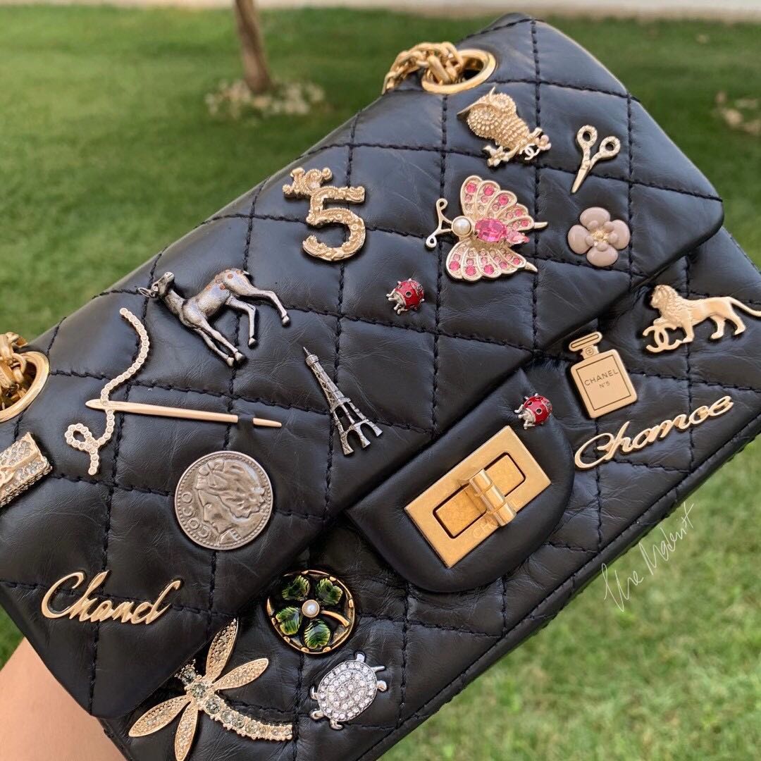 Túi Chanel Pearls Charms Mini Flap Bag AS2979 màu đen siêu cấp