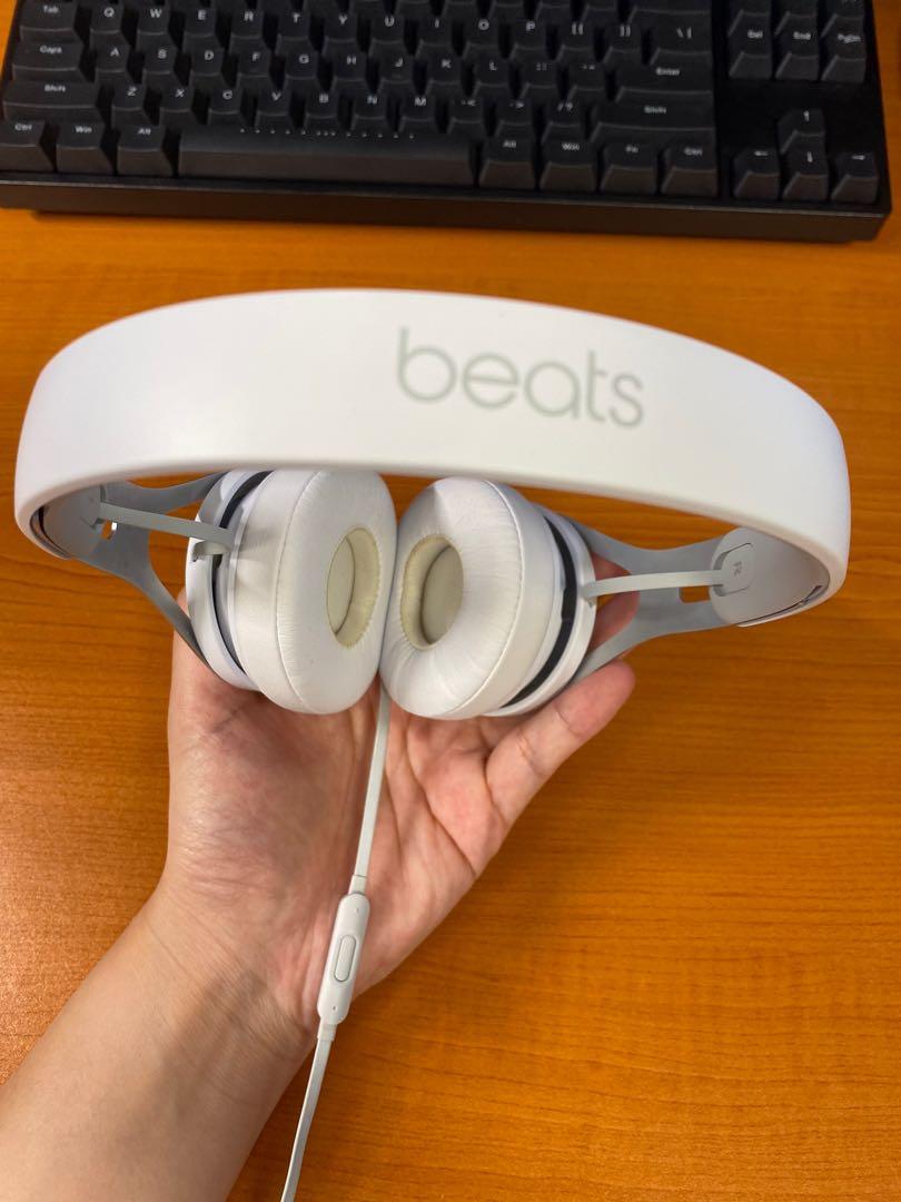 Beats ep headphones white hot sale