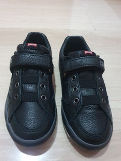 camper pursuit school shoes