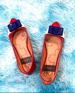 (Category: ) located in . Submitted by brandcloset80 (Listing ID 1037498243, Image 1). Description: .