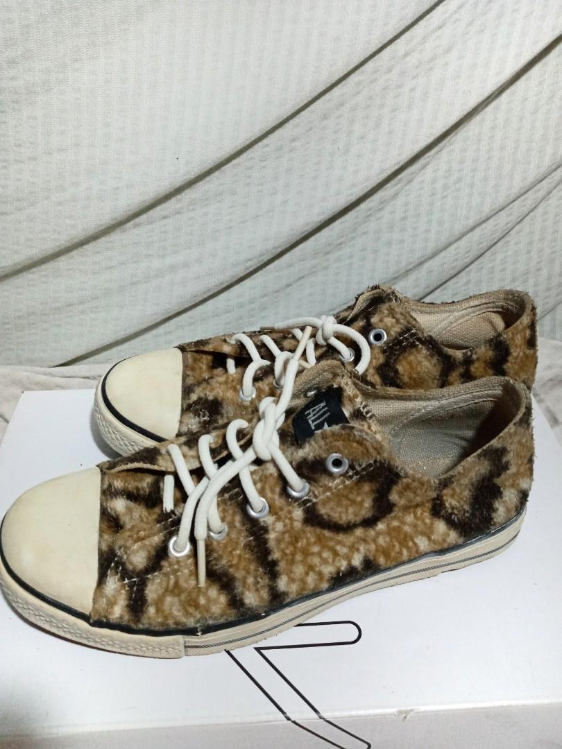 converse robinsons magnolia