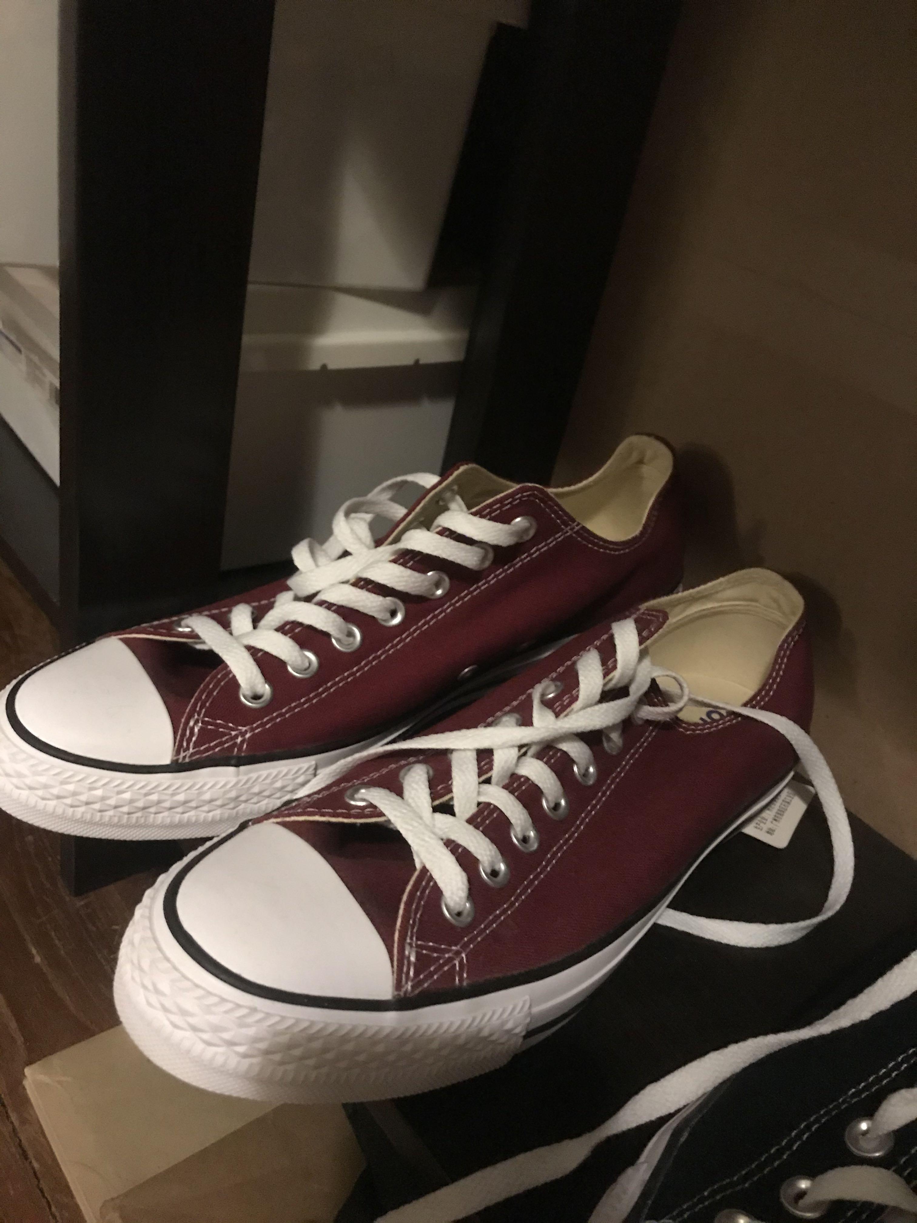 converse burgundy shoes