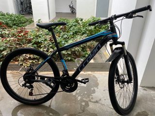 (Category: ) located in . Submitted by Rizzyyyy (Listing ID 1038389984, Image 1). Description: .