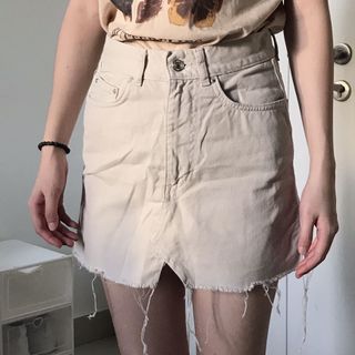 (Category: ) located in . Submitted by li_preloved00 (Listing ID 1038439788, Image 1). Description: .