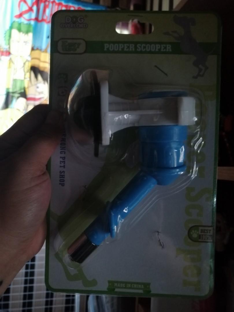 Dog water bottle holder (Category: Homes & Other Pet Accessories) located in Manila. Submitted by ohnalovespanda (Listing ID 1038272244, Image 2). Description: bottle holder for dogs or cats bought it in shopee for 150 unused since my furbabies did not like it and never drank from it small scratches as seen on last two photos (pinaglaruan lang nila 😂) will sell it for 200 if bibilhin yung dalawa.