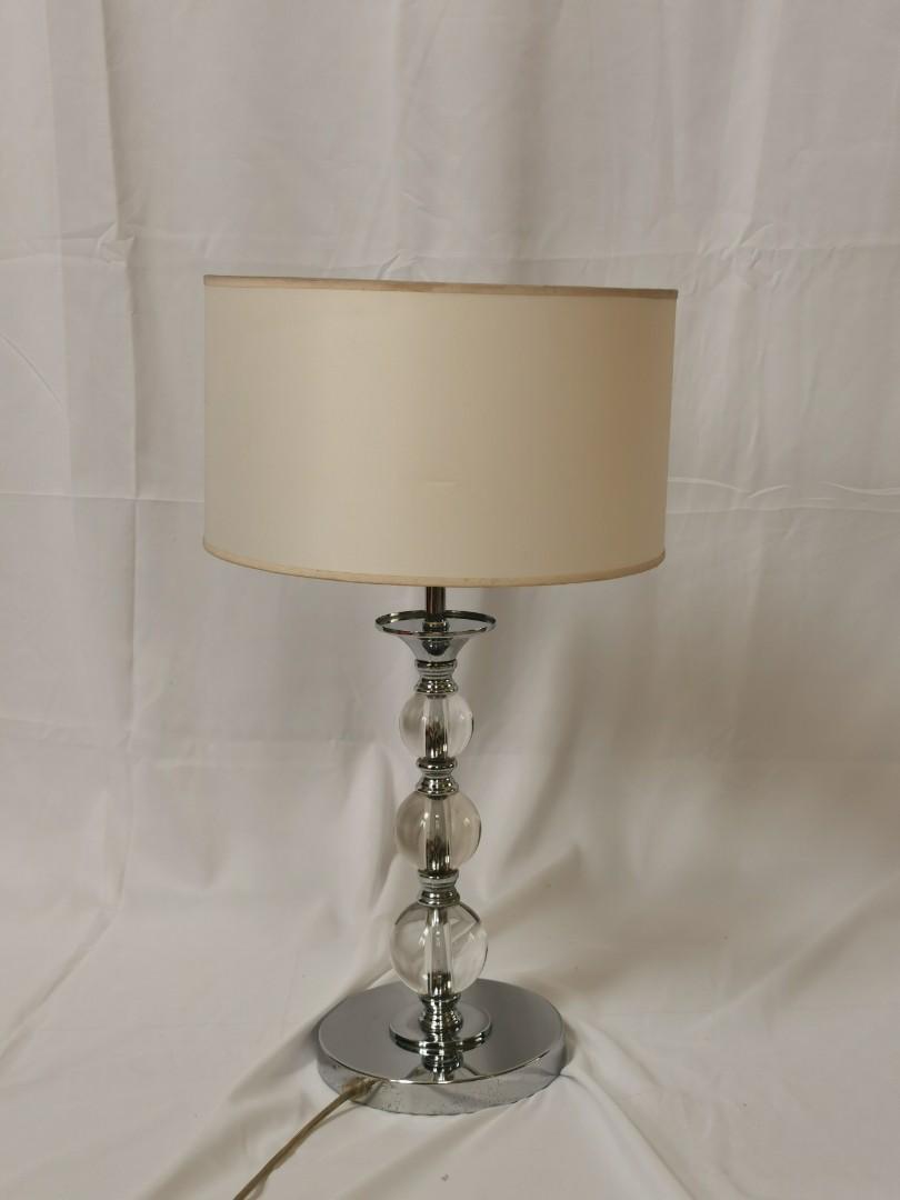 Elegant Simple Light White Table Lamp With Clear Lucite Glass Bubble Ball Design Stand Home Furniture Furniture Fixtures Lighting And Electricals On Carousell