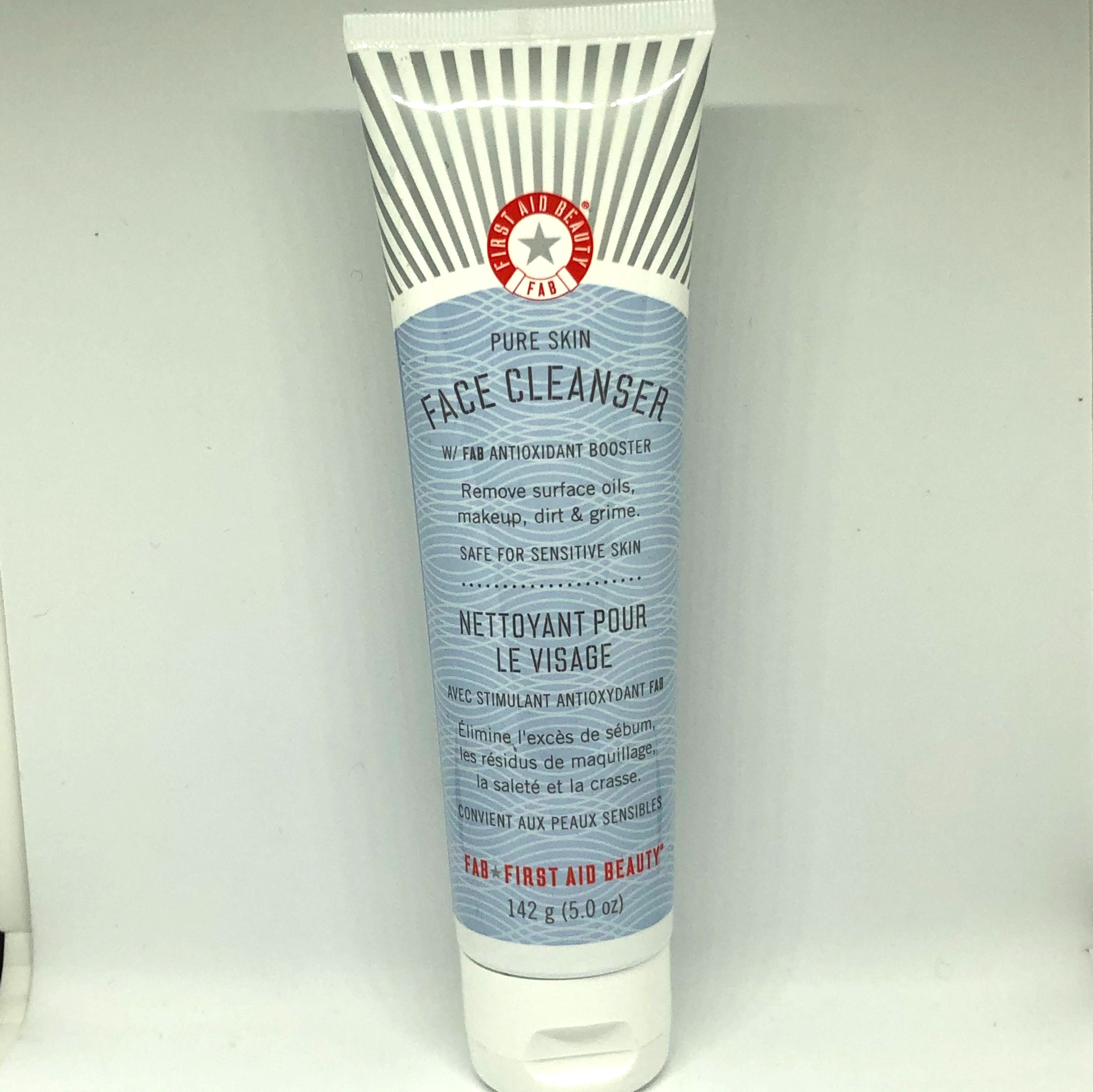 first aid beauty cleanser