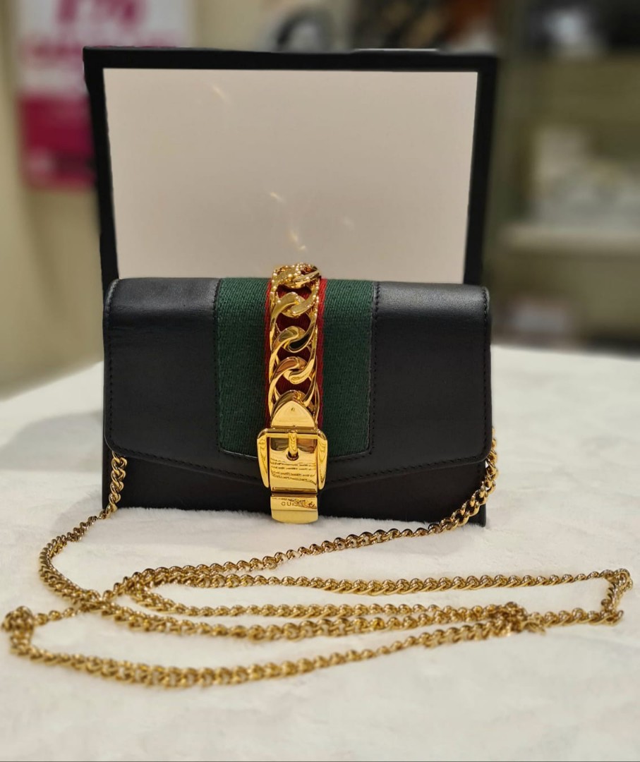 Gucci sylvie leather mini bag outlet