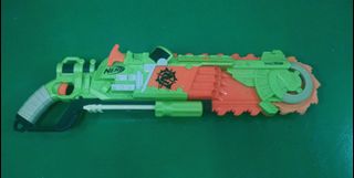 harga nerf zombie strike brainsaw