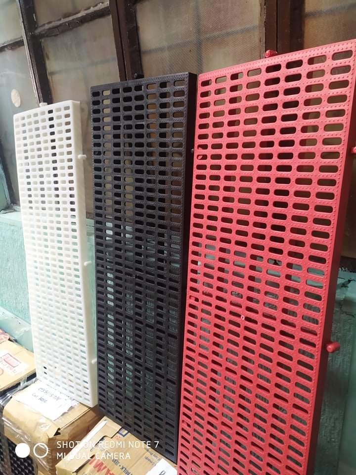 Dog cage deals matting size