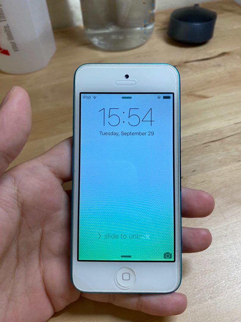 Ipod Touch 5th Generation Blue 32gb Mobile Phones Tablets Others On Carousell