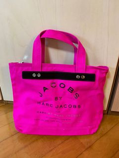 （分類：）位於 。 由 wallet.bag 提交（商品編號 1038362118，圖片 1）。簡介： 。