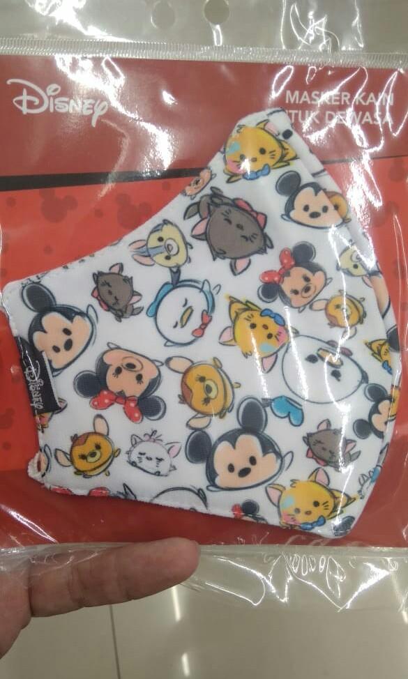 Masker Kain Disney Edisi Mickey Dan Tsum Tsum Kesehatan Kecantikan Parfum Kuku Lainnya Di Carousell