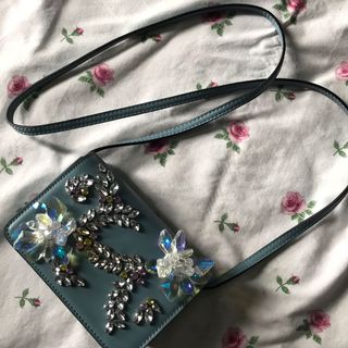 (Category: ) located in . Submitted by li_preloved00 (Listing ID 1038443240, Image 1). Description: .