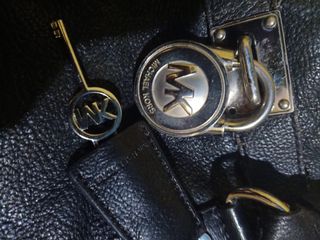 (Category: ) located in . Submitted by laychiee (Listing ID 1038351572, Image 1). Description: .