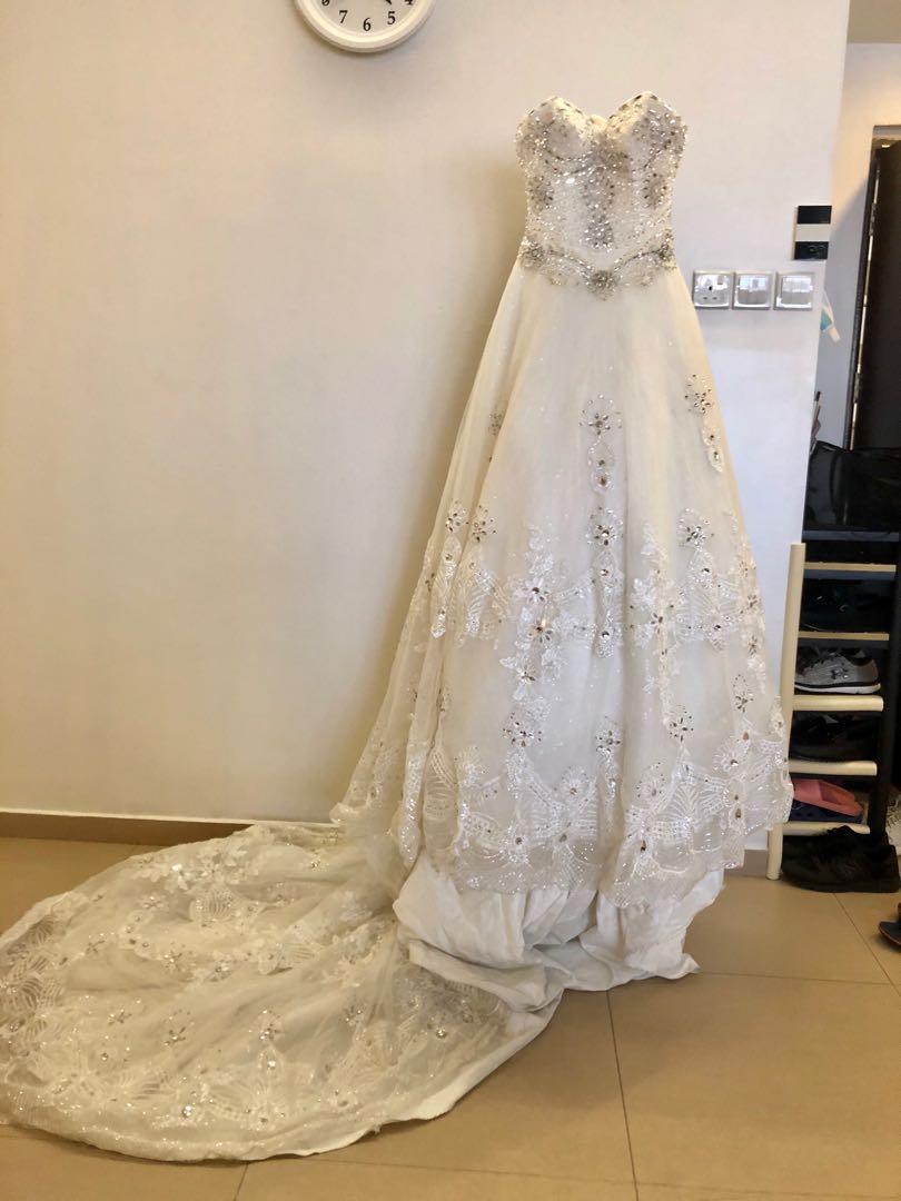 My beautiful Wedding Gown sale for $100