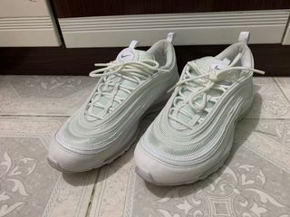 （分類：）位於 。 由 KLXXXG 提交（商品編號 1038356647，圖片 1）。簡介： 。