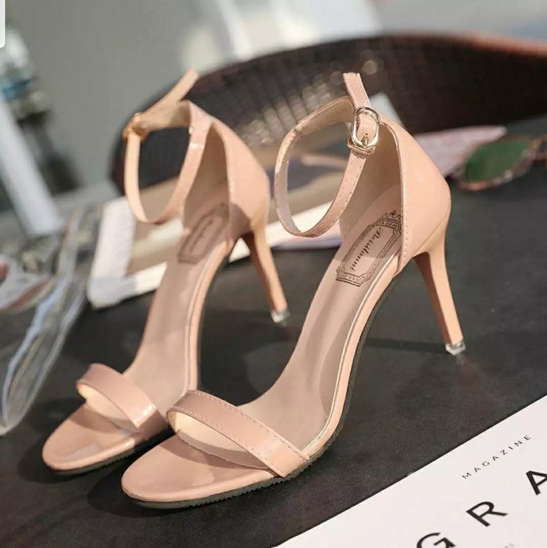 nude thin heels