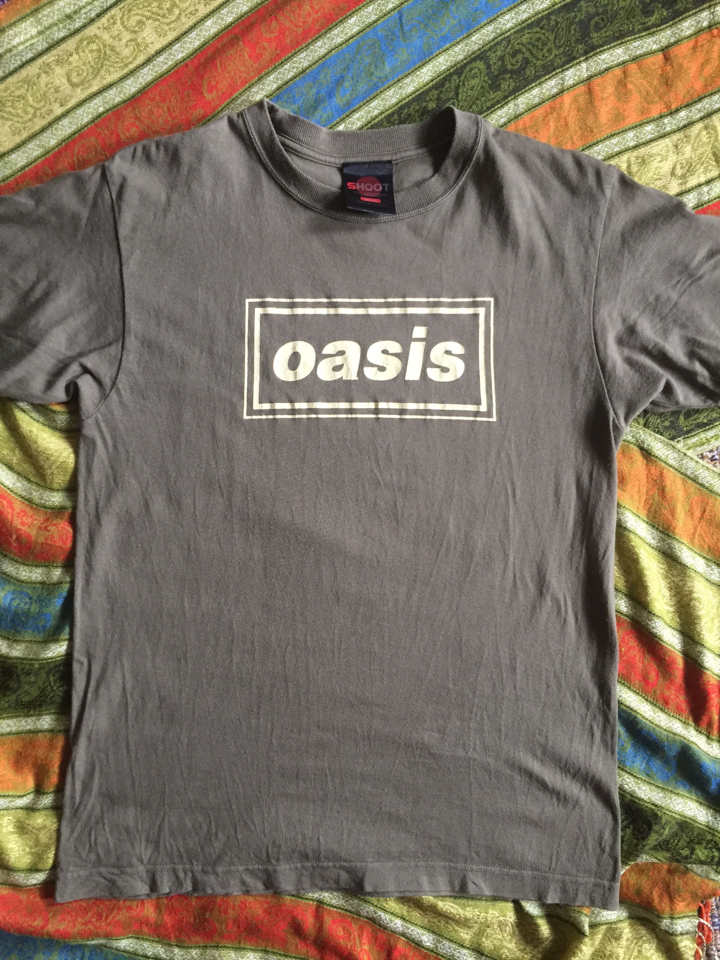 oasis band shirt, Men's Fashion, Tops 