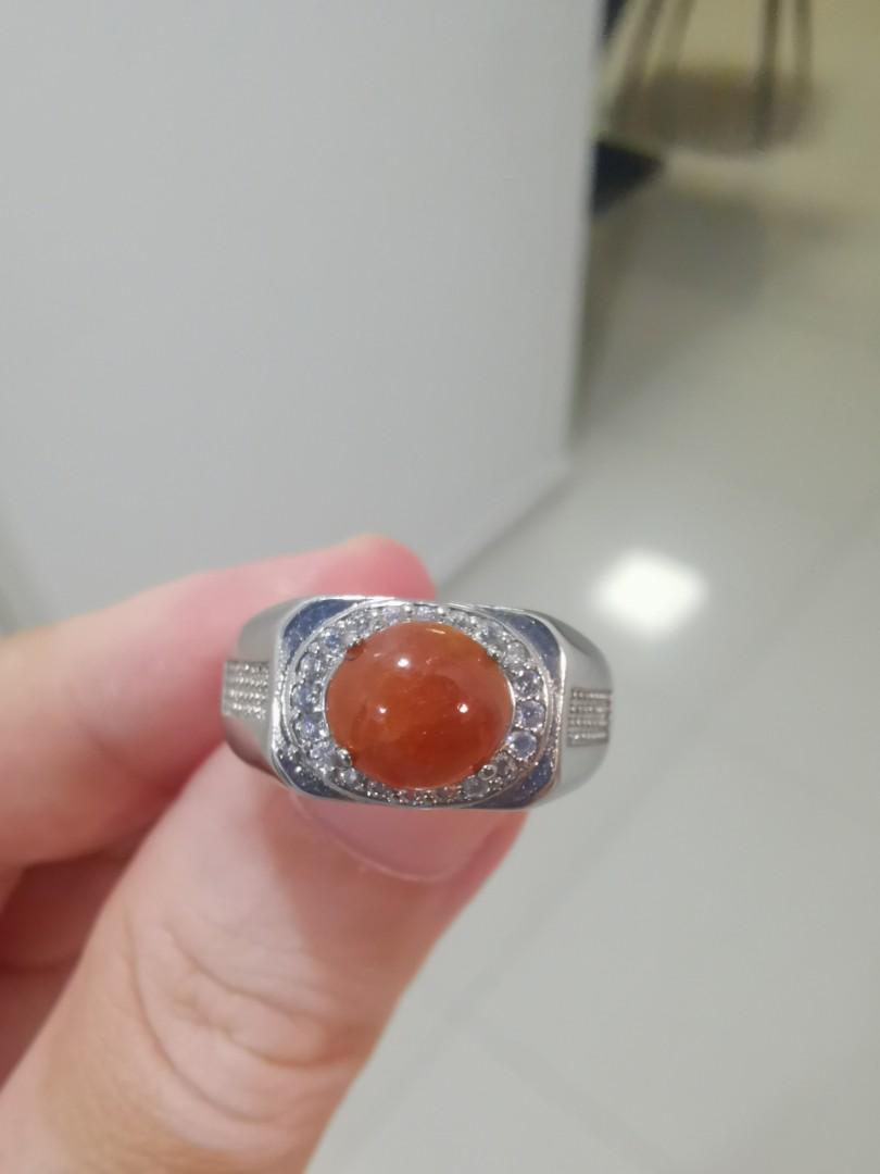Red discount jade price